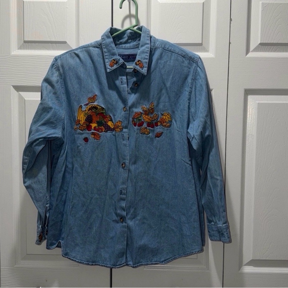 Vintage Karen Scott Size 2X Fall Embroidered Long Sleeve Denim Shirt